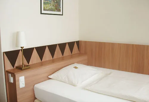 Hotel Fischzucht In Wuerzburg 3*, Würzburg